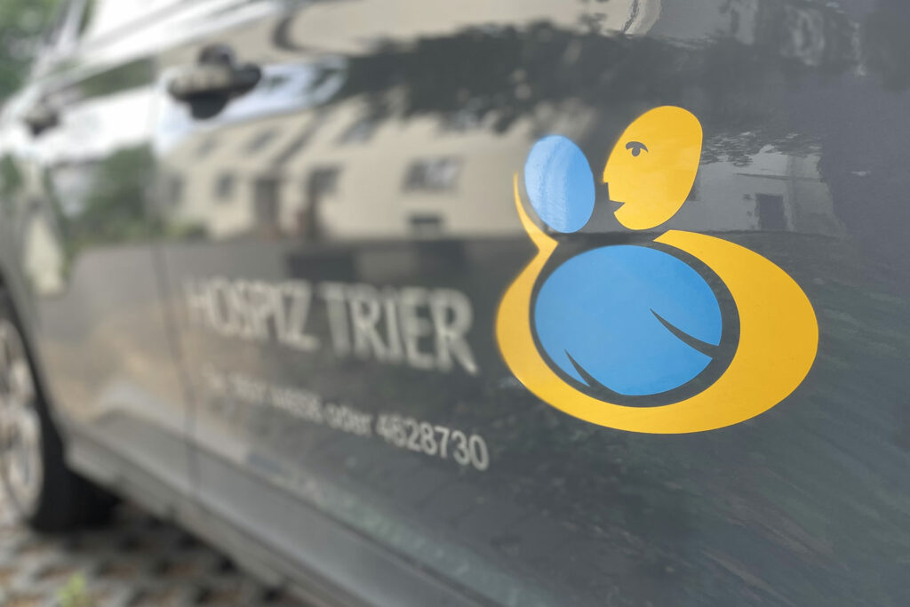 Ein Personalauto der SAPV Hospiz Trier