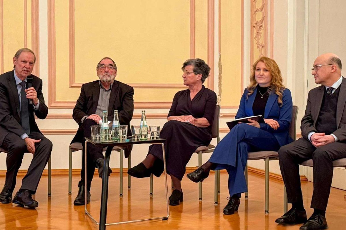 Symposium zum Thema Suizidassistenz